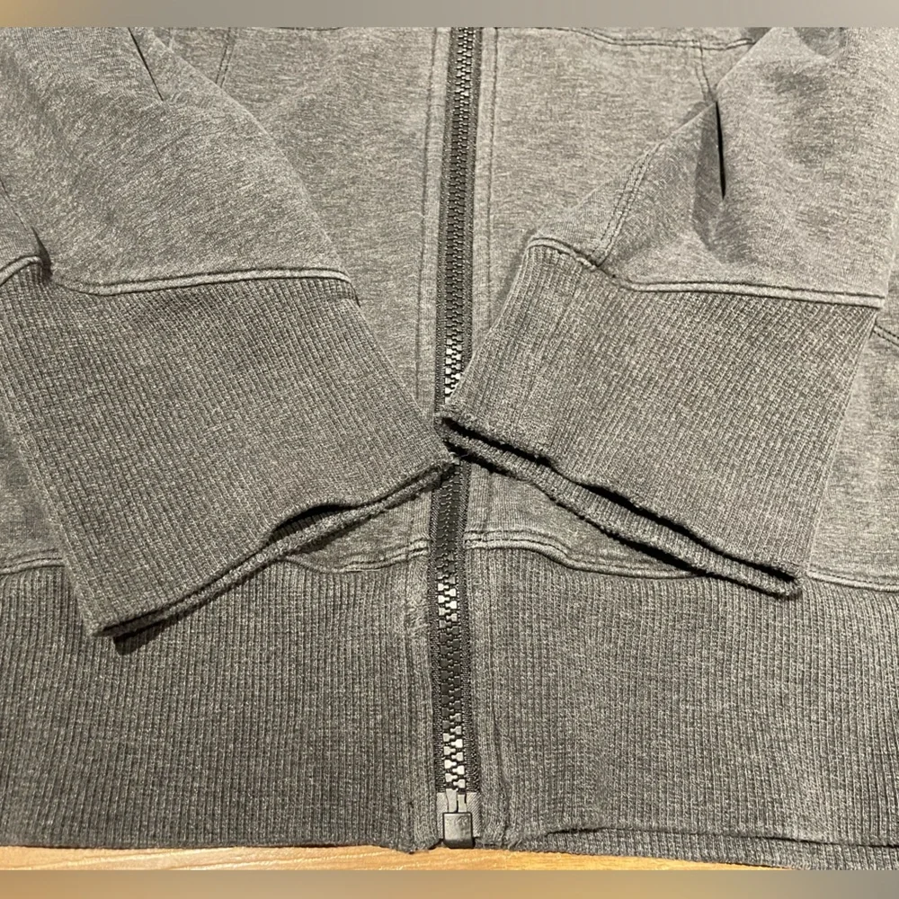 Lululemon Ready to Roll Hoodie Heathered Black Size 8 - Picture 7 of 14